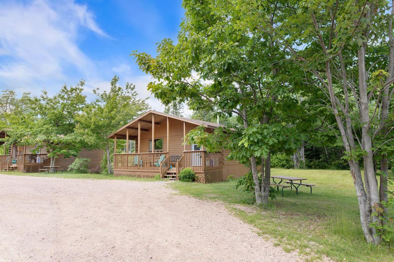 Ingonish Chalets Exterior photo